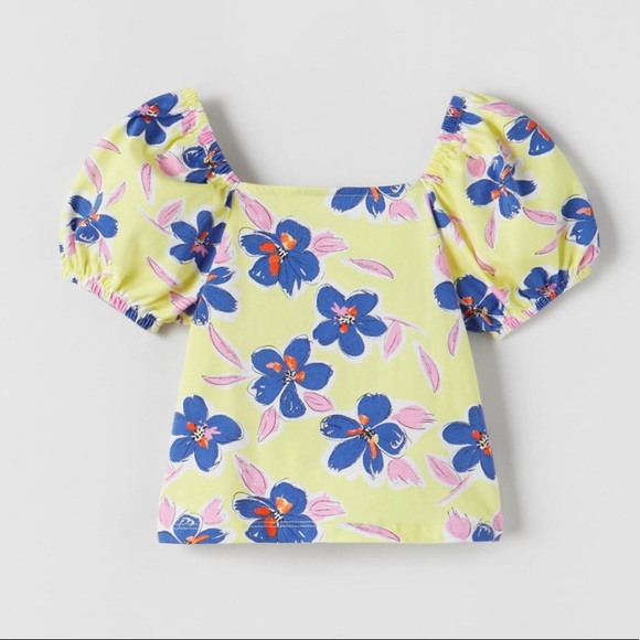 Zara Other - • Zara • Cut Out Balloon Sleeve Shirt